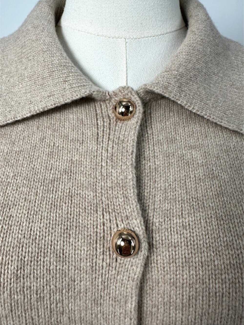 Reformation Parisa Regenerative Wool Cardigan Sweater Tan Beige XS - Picture 3 of 6